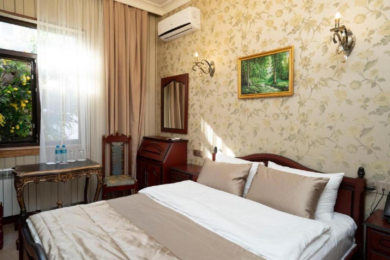 Royal Antique Boutique Hotel Baku Exterior photo